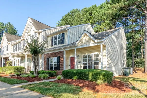 6491 Saint Bernard WAY, Charlotte, NC 28269