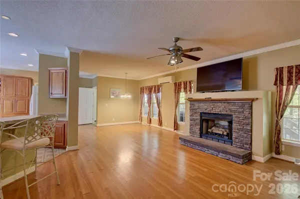 498 Broad Branch RD, Bakersville, NC 28705