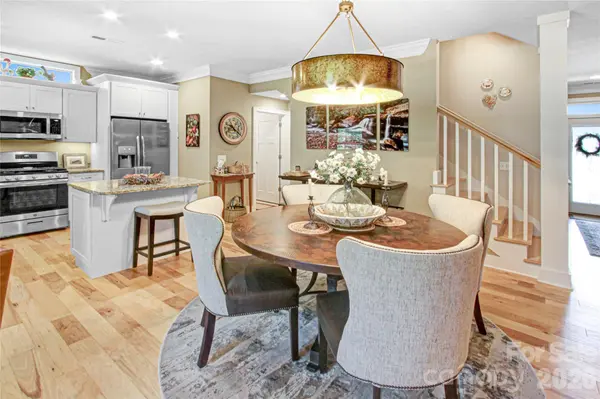 362 Windstone DR, Fletcher, NC 28732