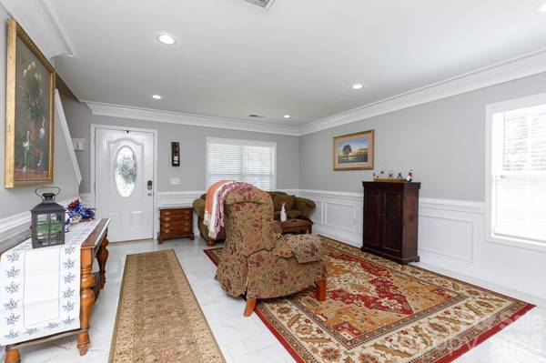 11 Weatherfield DR, Elgin, SC 29045