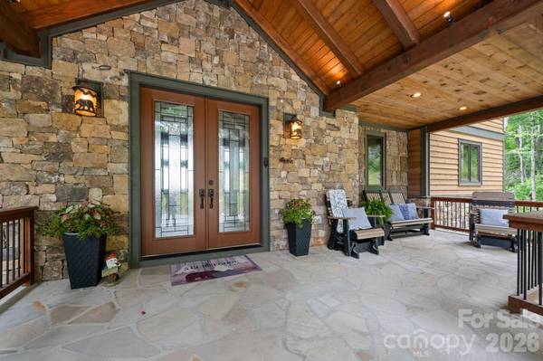 6 Valley Watch CT, Banner Elk, NC 28604