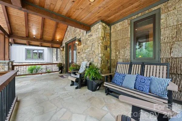 6 Valley Watch CT, Banner Elk, NC 28604