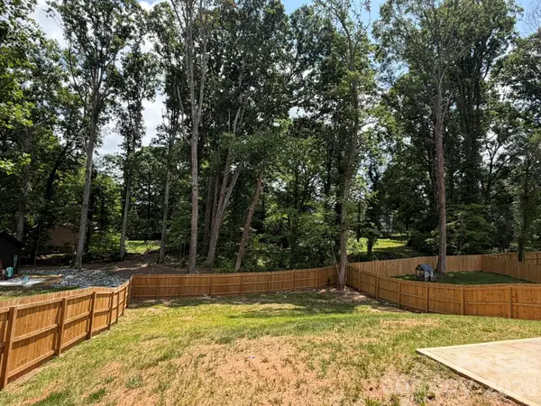 412 N Peterson ST, Stanley, NC 28164