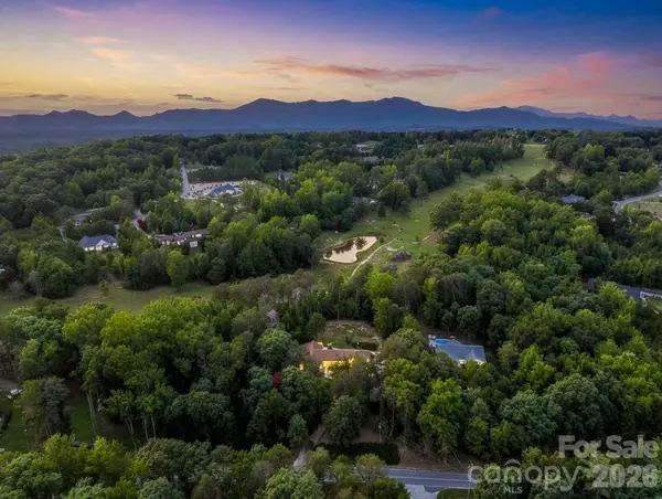 2000 Golf Course RD, Columbus, NC 28722