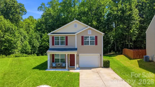 9428 Quilting Bee LN, Charlotte, NC 28216