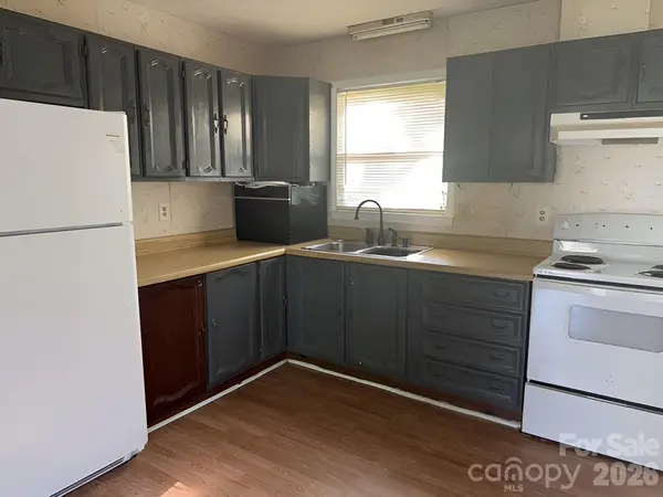 104 Whitley RD, Morganton, NC 28655