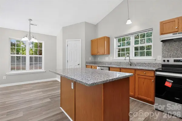1048 Sandy Point DR SW, Concord, NC 28025