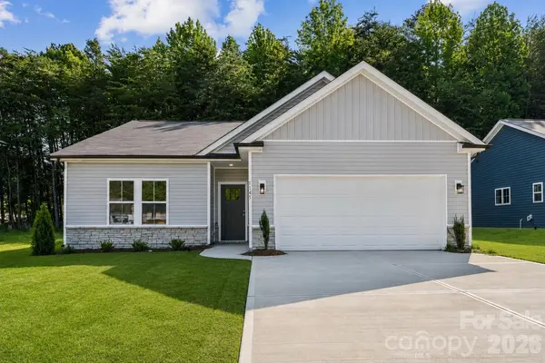 1145 Stoneglen DR, Granite Quarry, NC 28146