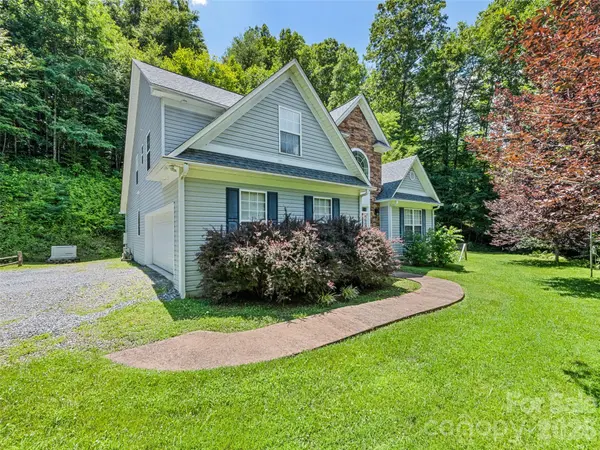 57 Woodfin RD, Sylva, NC 28779