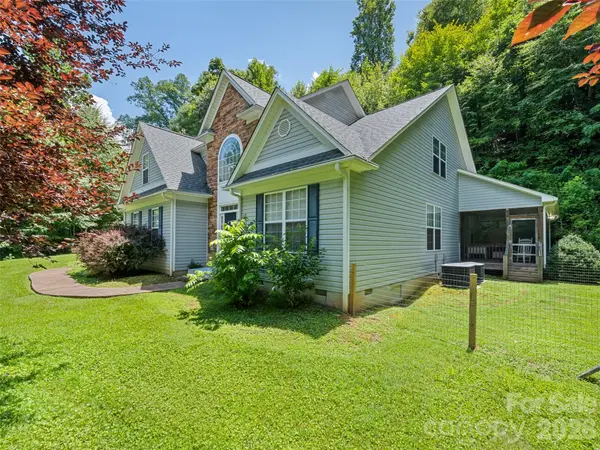 57 Woodfin RD, Sylva, NC 28779