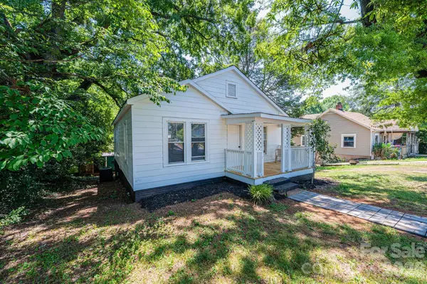 423 N Davis AVE, Newton, NC 28658