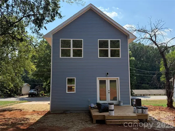 227 S Caldwell AVE, Newton, NC 28658
