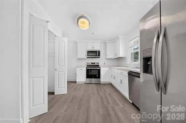 216 W Shannonhouse ST, Shelby, NC 28152