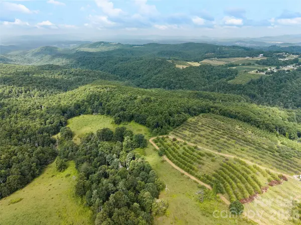0 Summer RD #5, Hendersonville, NC 28792