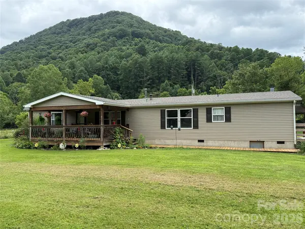 10755 NC 209 HWY, Hot Springs, NC 28743