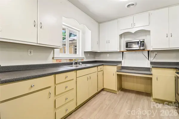130 Lancaster ST, Chester, SC 29706