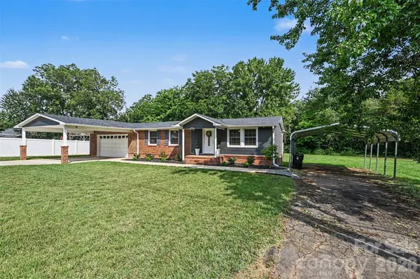 561 Primrose LN NW, Concord, NC 28027