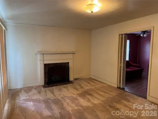 945 S Confederate AVE, Rock Hill, SC 29730
