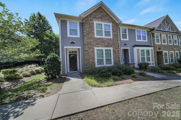 6658 Berewick Commons Pkwy, Charlotte, NC 28278