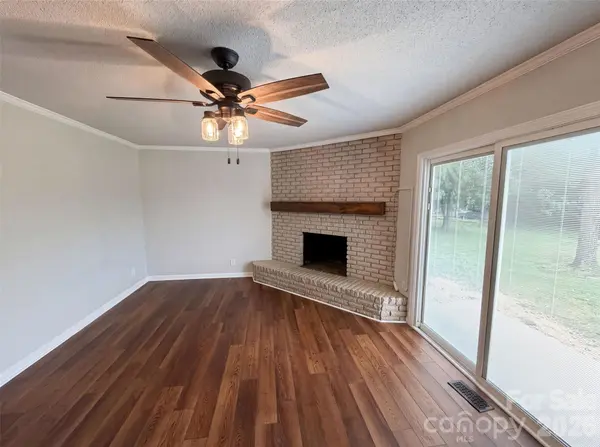 507 Texas TRL, Dallas, NC 28034