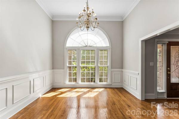 1032 Dan Maples DR, Cramerton, NC 28032
