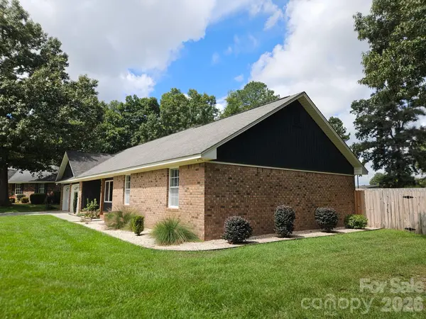 1035 Waterway DR, Sumter, SC 29154