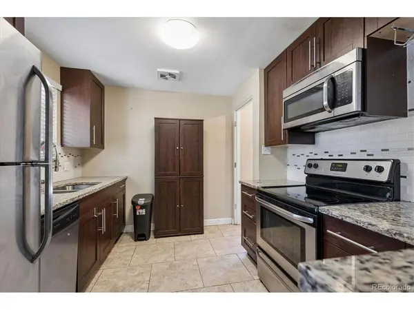 3216 Pontiac, Denver, CO 80207