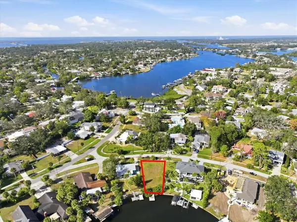 56 INNESS DR, Tarpon Springs, FL 34689