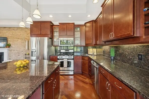 5028 N Hermitage AVE #3, Chicago, IL 60640
