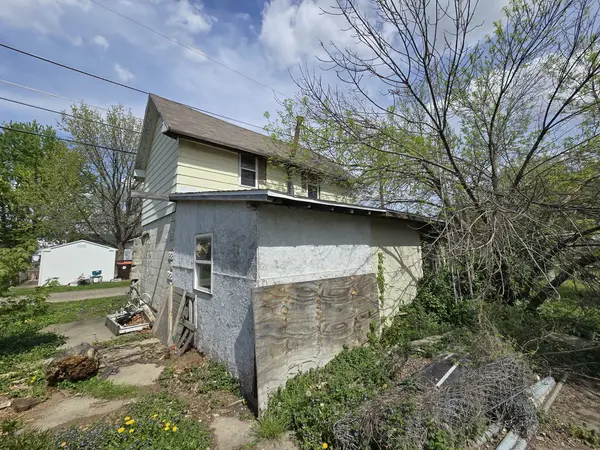 1518 Broadway ST, Lincoln, IL 62656