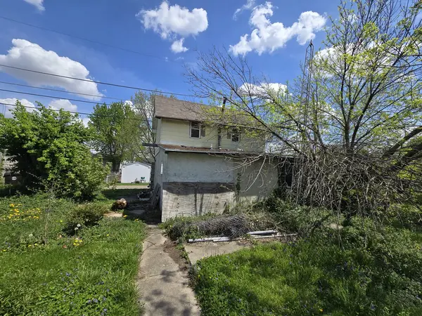 1518 Broadway ST, Lincoln, IL 62656