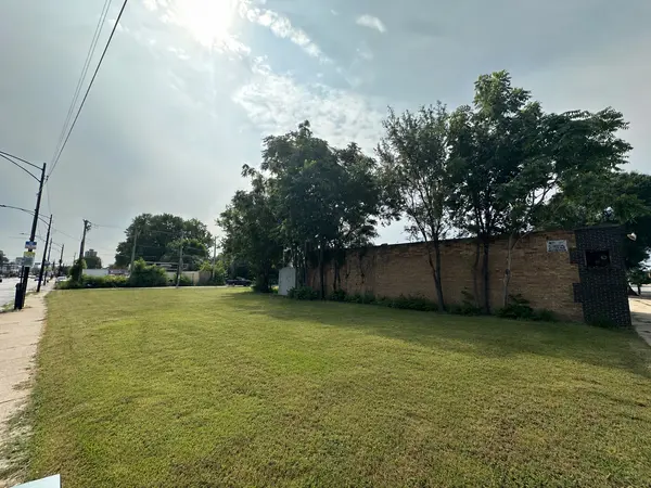 5101 S State ST, Chicago, IL 60609