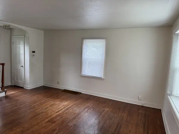465 Slade AVE, Elgin, IL 60120