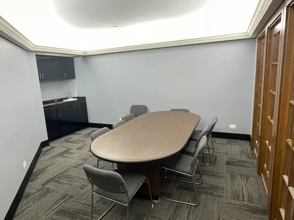 340 W Butterfield RD #4D, Elmhurst, IL 60126