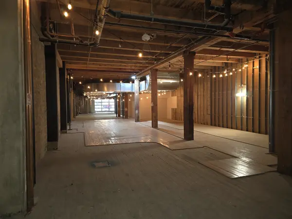 223 W Lake ST, Chicago, IL 60606