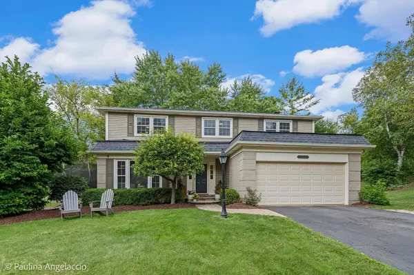 986 Commonwealth CT, Barrington, IL 60010