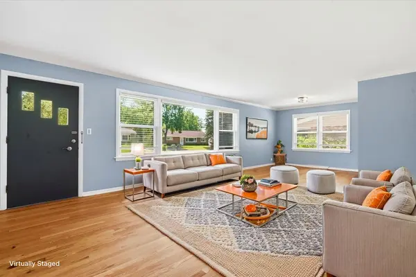 1186 Highland RD, Mundelein, IL 60060