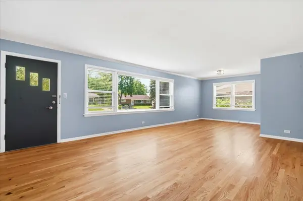 1186 Highland RD, Mundelein, IL 60060
