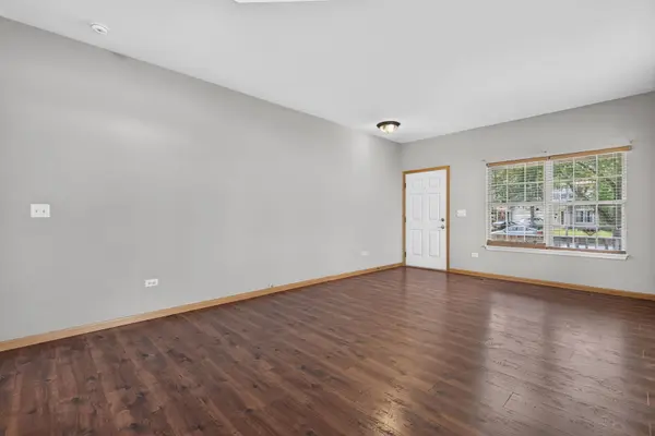 1313 Burns LN, Minooka, IL 60447
