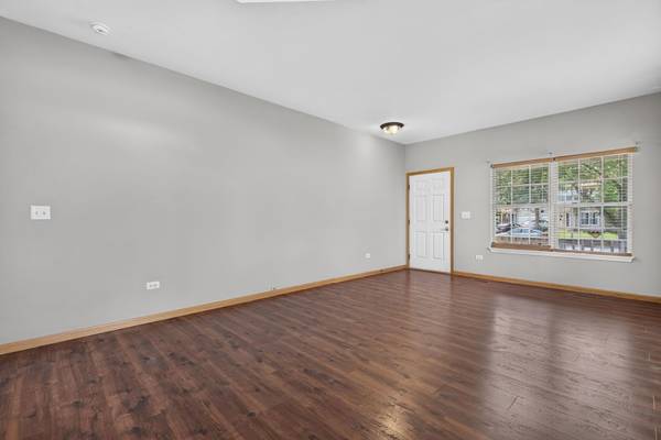 1313 Burns LN, Minooka, IL 60447