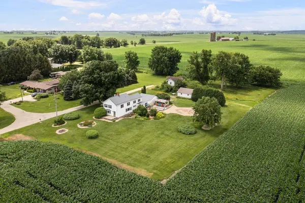 500 Vernon ST, Woosung, IL 61091