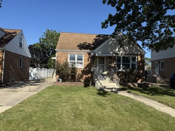 4023 Kolze AVE, Schiller Park, IL 60176