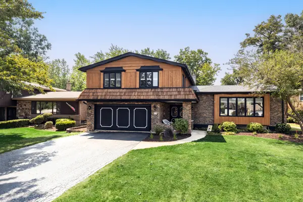 232 SHERWOOD DR, Wood Dale, IL 60191