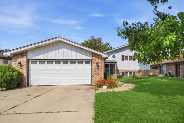 2238 Elmira AVE, Des Plaines, IL 60018