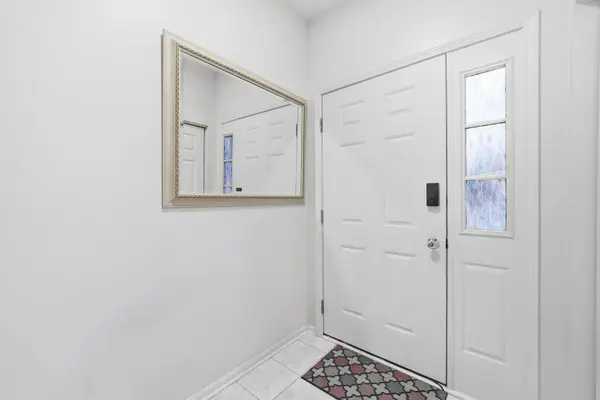 1114 Coventry LN, Bolingbrook, IL 60440
