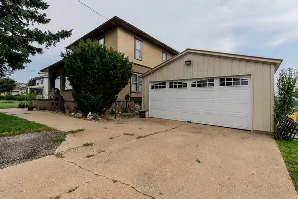 423 High ST, Buda, IL 61314
