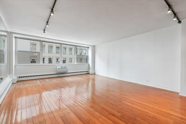 1150 N Lake Shore DR #7H, Chicago, IL 60611