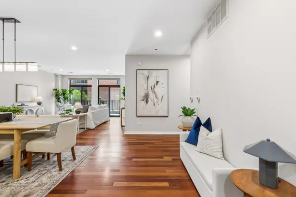 33 W Huron ST #502, Chicago, IL 60654