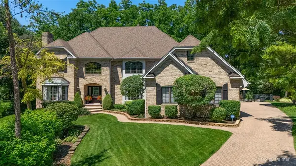 554 W Rosiland DR N, Palatine, IL 60074