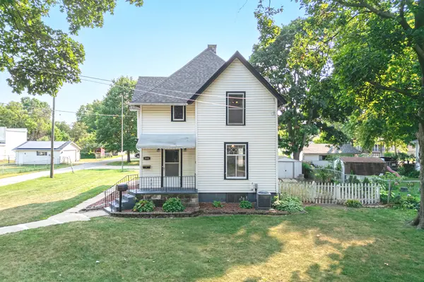 904 Kishwaukee ST, Belvidere, IL 61008